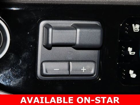 Used 2022 Chevrolet Silverado 1500 ZR2 w/ Technology Package image 17