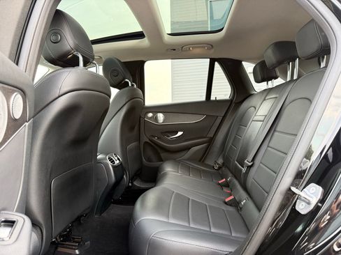 Used 2020 Mercedes-Benz GLC 300 4MATIC w/ Driver Assistance Package image 20