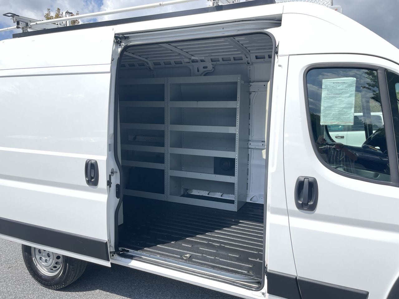 Used 2025 RAM ProMaster 2500 FWD image 38