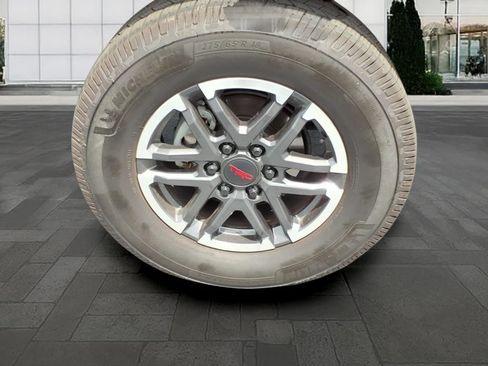 Used 2024 Toyota Tacoma TRD Sport AWD/4WD image 13