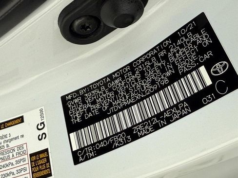 Used 2022 Toyota Corolla LE w/ LE Convenience Package image 31