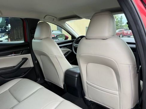 Used 2020 MAZDA MAZDA3 Sedan w/ Select Package FWD image 15