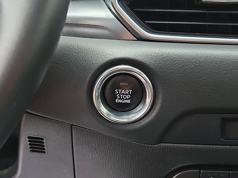 Used 2020 MAZDA CX-5 Touring AWD/4WD image 23