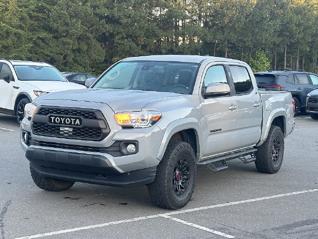Used 2021 Toyota Tacoma SR5 RWD image 4