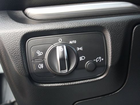 Used 2018 Audi A3 2.0T Premium Plus image 21