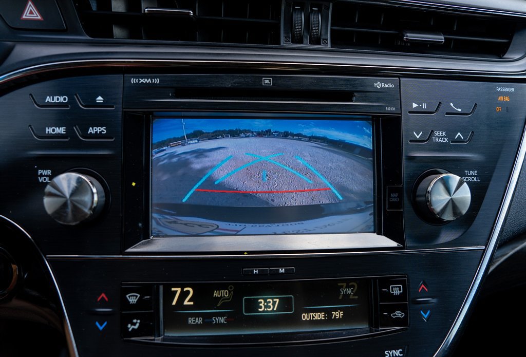 Used 2016 Toyota Avalon Limited w/ Toyota Safety Sense Package FWD image 20