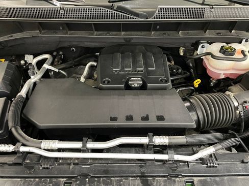 Used 2024 Chevrolet Silverado 1500 Custom AWD/4WD image 44