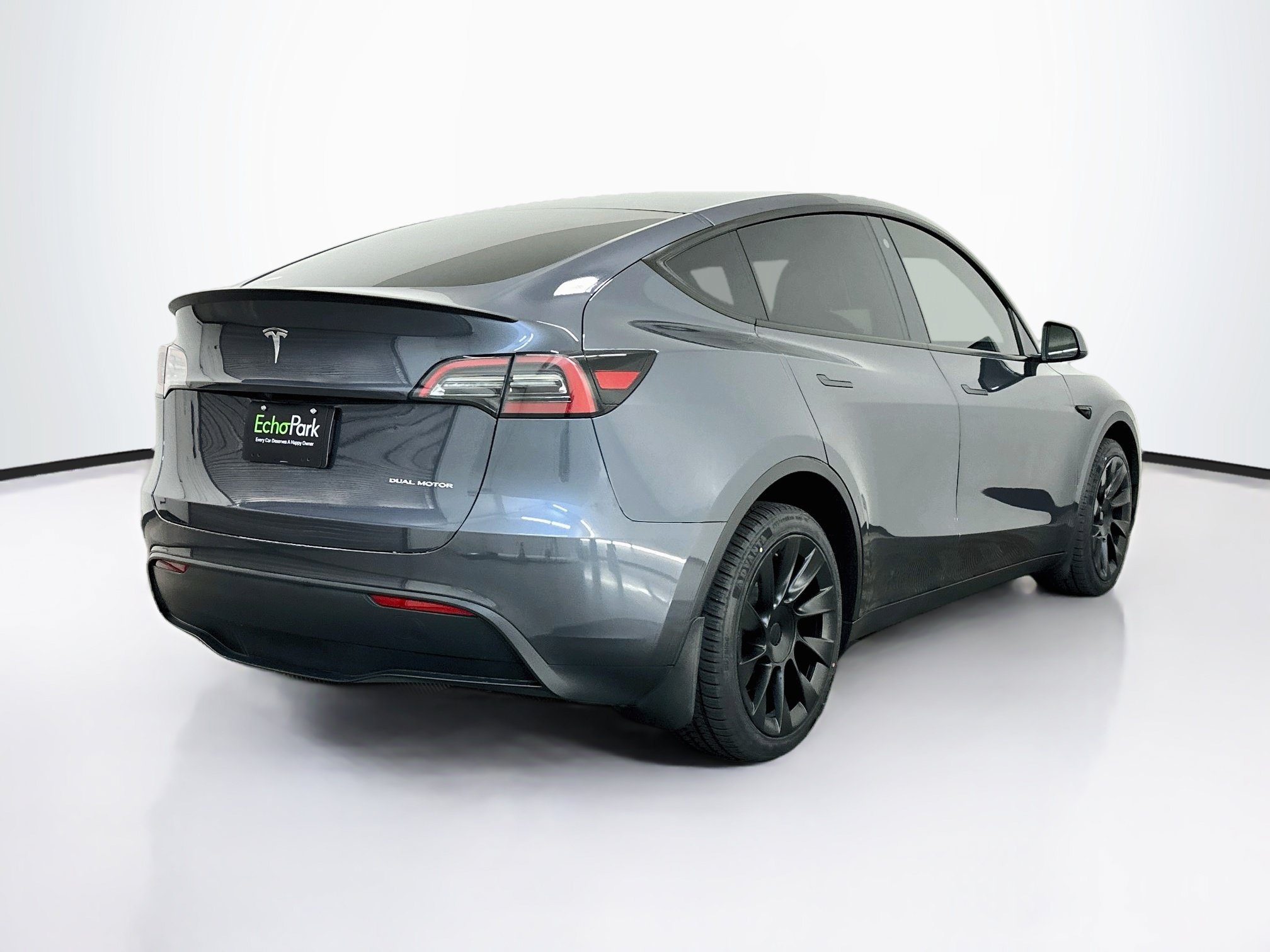 Used 2023 Tesla Model Y Long Range AWD/4WD image 9
