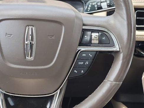 Used 2022 Lincoln Nautilus Reserve AWD/4WD image 15