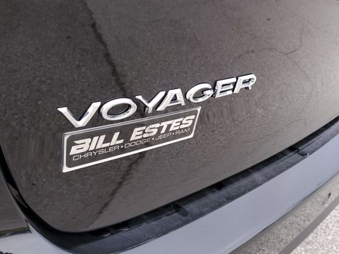 New 2026 Chrysler Voyager LX image 6