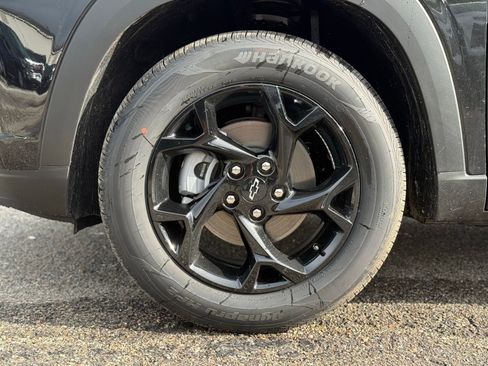New 2026 Chevrolet Trax LT w/ Driver Confidence Package FWD image 10