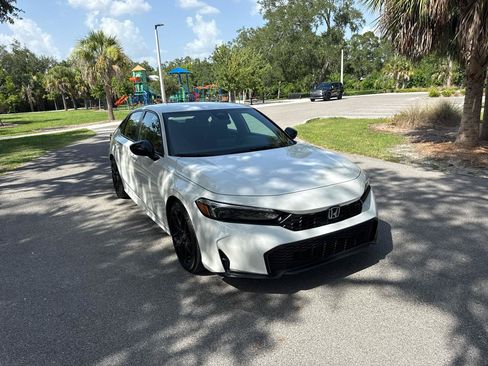 Used 2025 Honda Civic Sport image 41