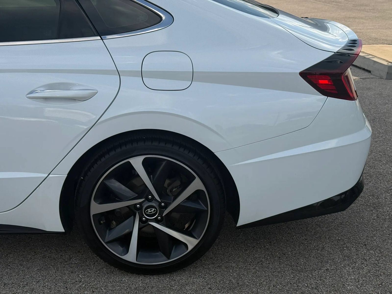 Used 2021 Hyundai Sonata SEL Plus w/ Tech Package FWD image 32