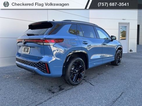 New 2026 Volkswagen Tiguan SE R-Line image 7