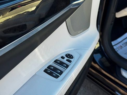 Used 2014 BMW 750i RWD image 19