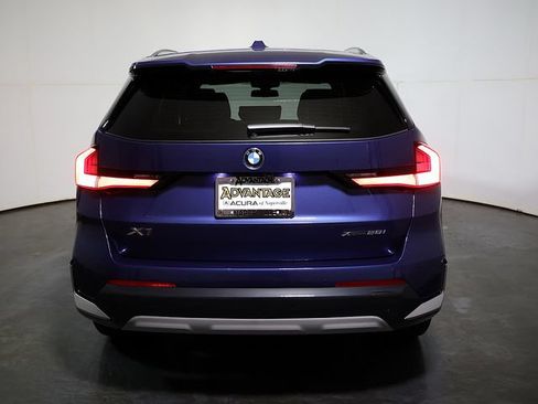 Used 2025 BMW X1 xDrive28i w/ Convenience Package AWD/4WD image 10