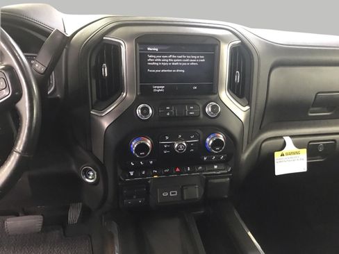 Used 2021 GMC Sierra 3500 Denali w/ Denali Ultimate Package AWD/4WD image 8