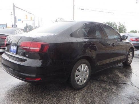 Used 2016 Volkswagen Jetta S FWD image 3