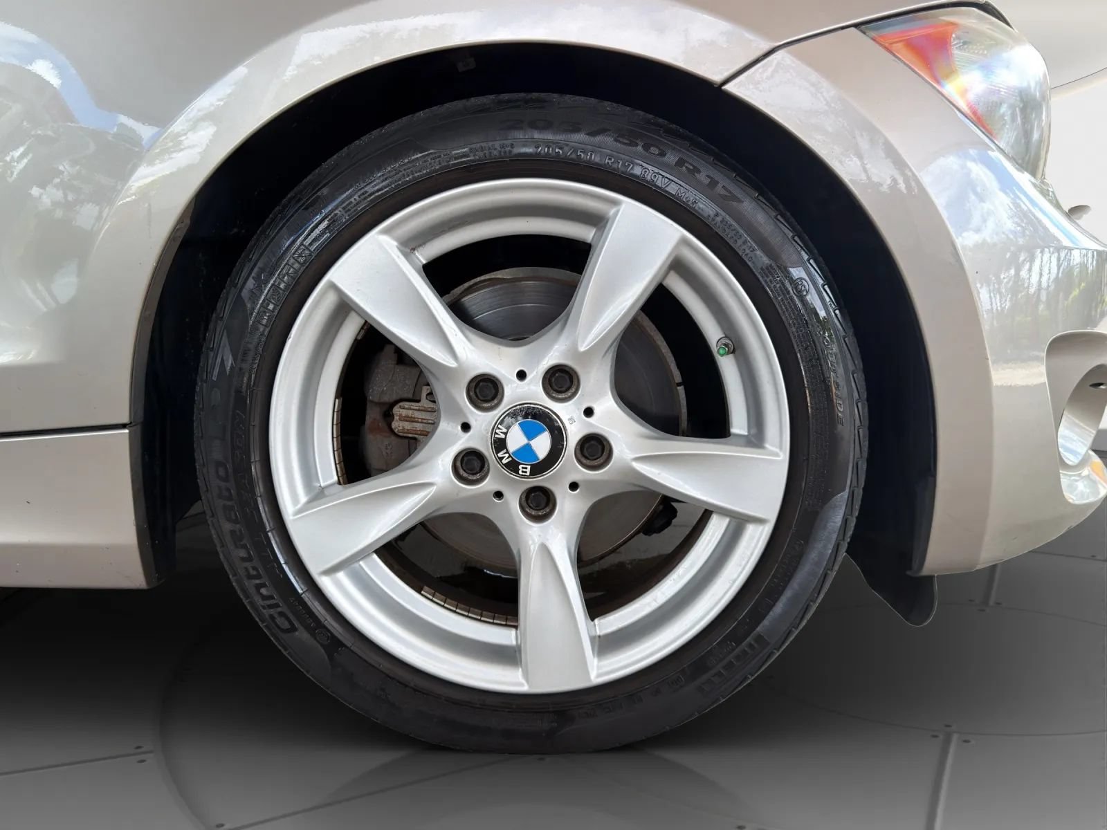 Used 2012 BMW 128i Convertible RWD image 22