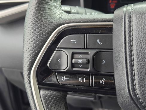 Used 2023 Toyota Sequoia Limited image 25