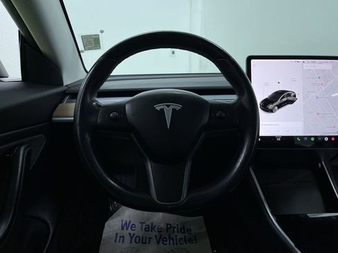 Used 2018 Tesla Model 3 Long Range image 19