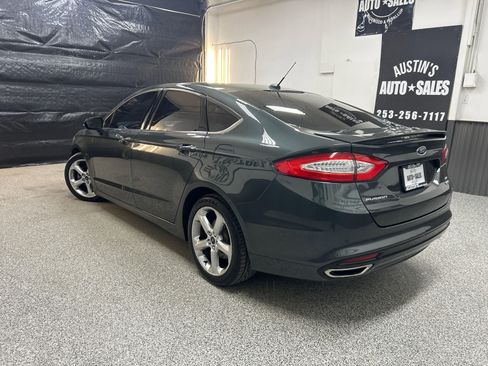 Used 2015 Ford Fusion SE AWD/4WD image 4