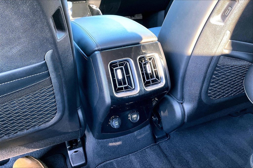 Used 2023 Kia Sorento SX AWD/4WD image 32