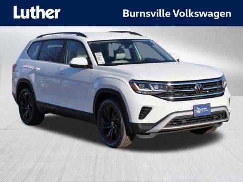 Certified 2023 Volkswagen Atlas SE w/ Black Wheel Package image 1