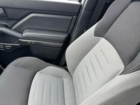 Certified 2025 Toyota 4Runner TRD Off-Road image 22