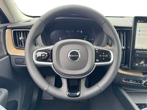 New 2026 Volvo XC60 T8 Ultra w/ Protection Package Premier AWD/4WD image 13
