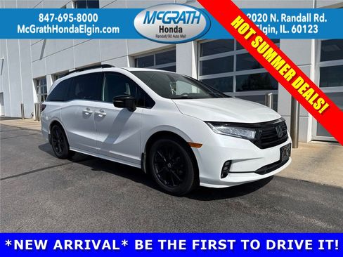 Used 2023 Honda Odyssey Sport image 1