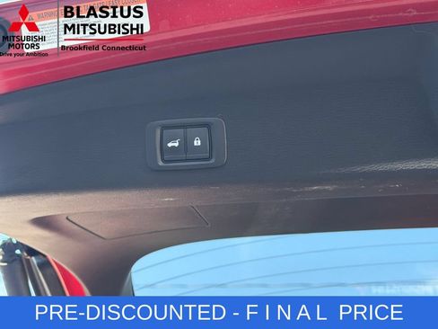 Used 2023 Mitsubishi Outlander SEL AWD/4WD image 45