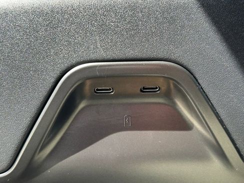 Used 2024 Lincoln Nautilus Reserve w/ Jet Appearance Package (87T) image 21