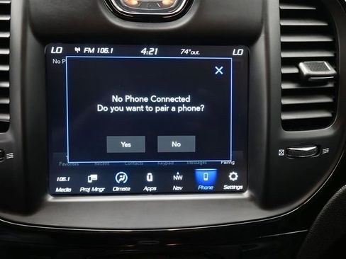 Used 2023 Chrysler 300 S image 3