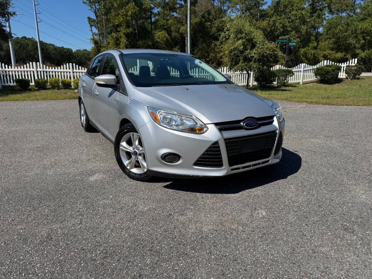 Used 2014 Ford Focus SE FWD image 37