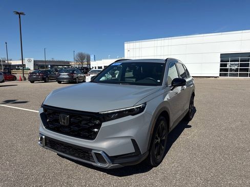 Certified 2023 Honda CR-V Sport Touring image 4