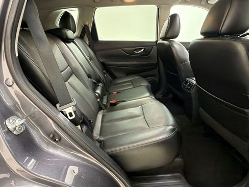Used 2017 Nissan Rogue SL w/ SL Premium Package FWD image 31