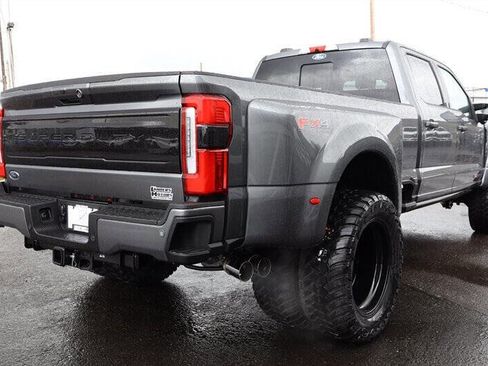 Used 2026 Ford F450 Platinum w/ FX4 Off-Road Package image 5