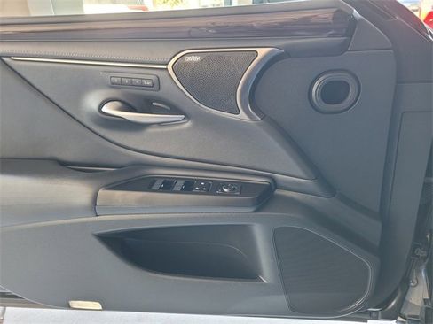 Used 2019 Lexus ES 350 Luxury image 20