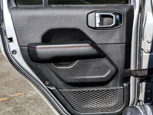 Used 2021 Jeep Wrangler Unlimited Rubicon w/ Cold Weather Group image 35