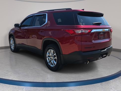 Used 2020 Chevrolet Traverse LT w/ LPO, Floor Liner Package AWD/4WD image 8