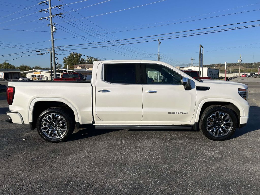 Used 2024 GMC Sierra 1500 Denali Ultimate AWD/4WD image 2