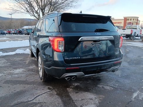 Used 2022 Ford Explorer Platinum w/ Equipment Group 601A image 9