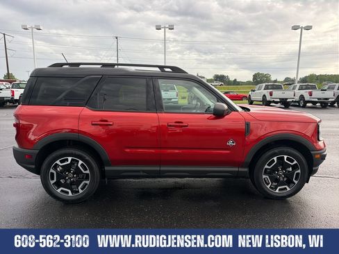 Used 2022 Ford Bronco Sport Outer Banks AWD/4WD image 6