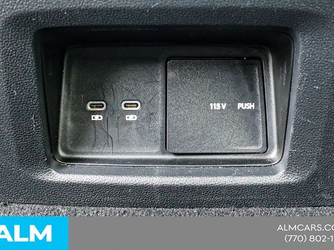 Used 2025 Volkswagen Atlas Cross Sport SE FWD image 41