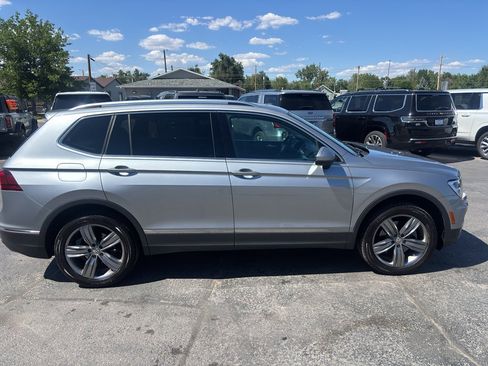 Used 2020 Volkswagen Tiguan SEL AWD/4WD image 5