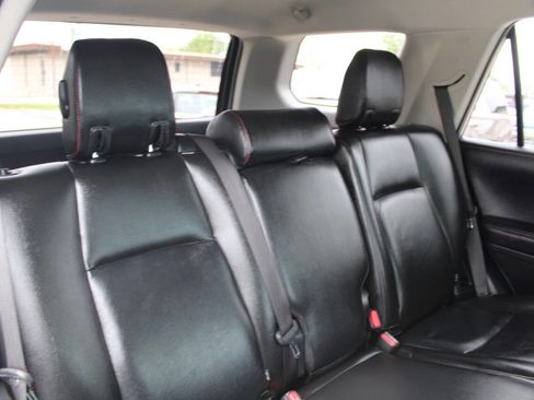 Used 2018 Toyota 4Runner TRD Off-Road AWD/4WD image 12