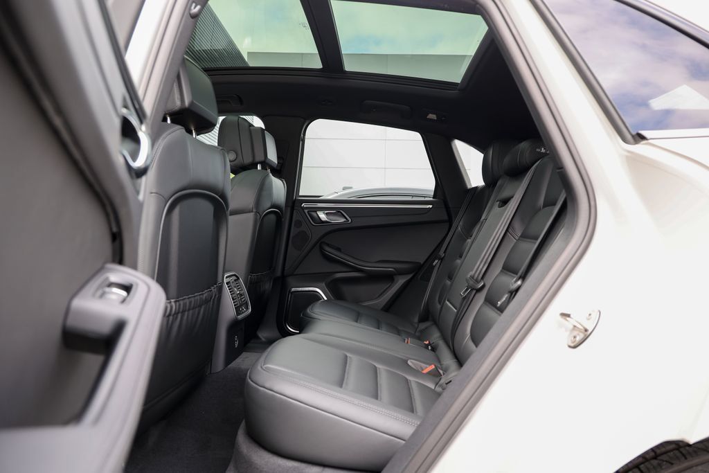 New 2026 Porsche Macan S AWD/4WD image 42
