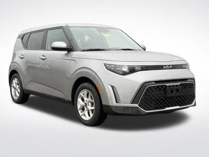 Used 2024 Kia Soul LX w/ Option Group 015