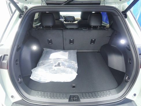 New 2026 Chevrolet Equinox ACTIV w/ Safety and Technology Package image 30